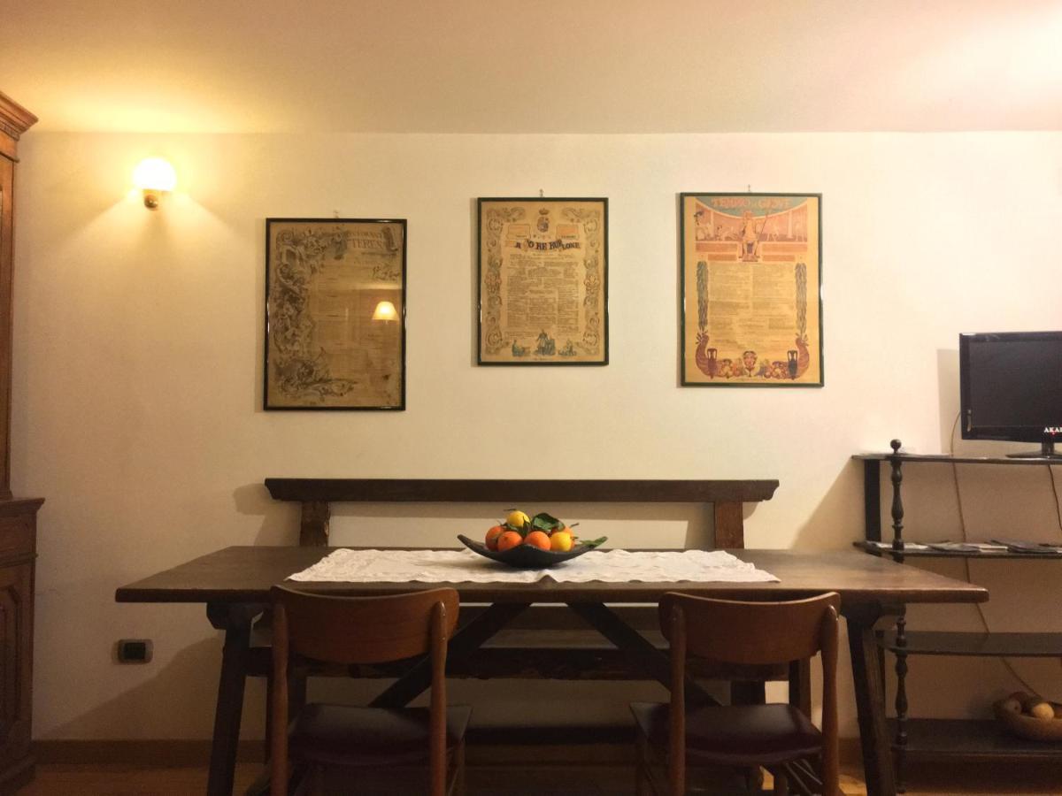 B&B Trieste&Trento Naples Exterior photo