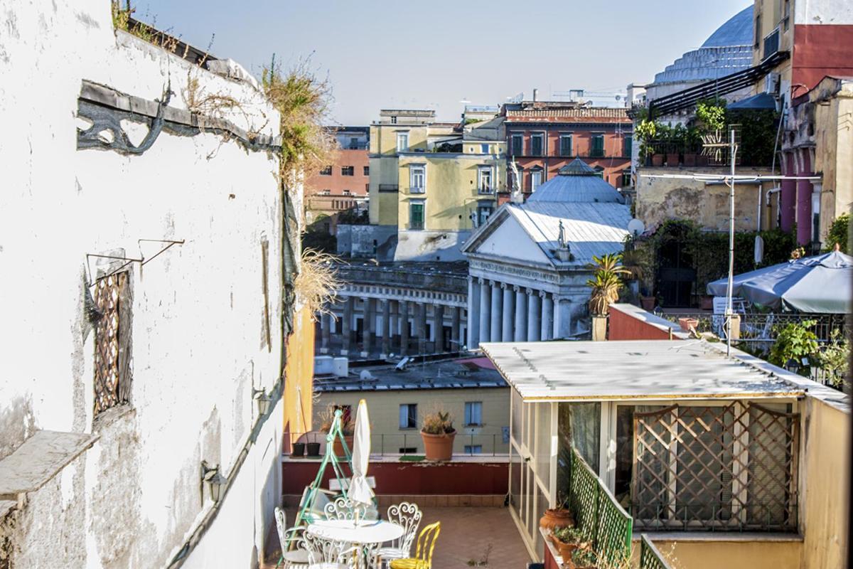 B&B Trieste&Trento Naples Exterior photo